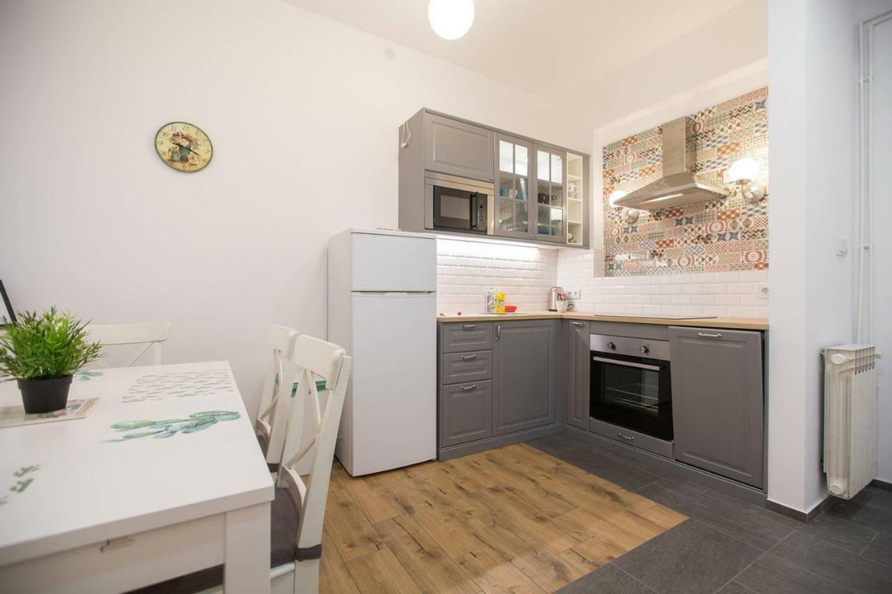 Oberiter Apartments - Center Of Zagreb, Fast Wifi, Ac, Kitchen, Parking 외부 사진